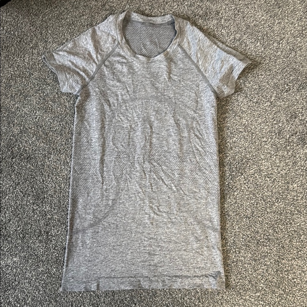 Lululemon gray swiftly tech short sleeve